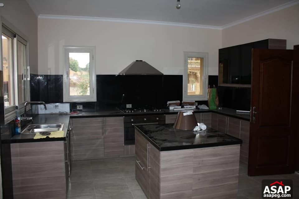 Villa for Rent in Bellagio Compound Villa for Rent in Bellagio Compound