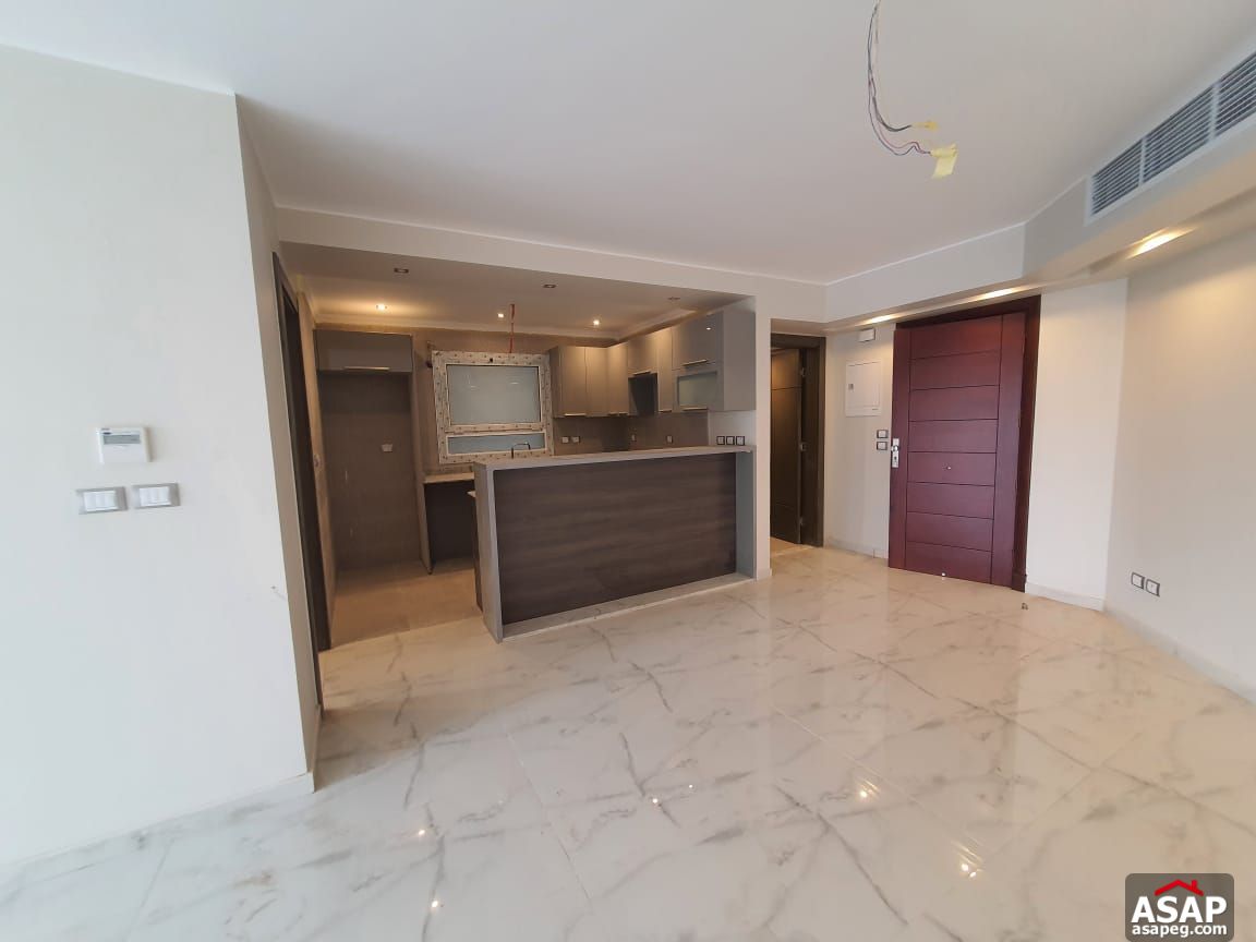 Semi Furnished Studio for Rent in Hyde Park Semi Furnished Studio for Rent in Hyde Park