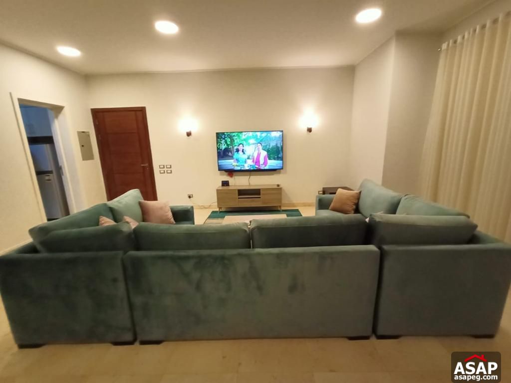 Apartment for Sale in Village Gate Palm Hills