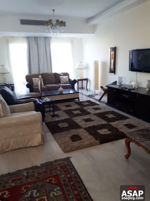 Villa for Rent in Sheikh Zayed Villa for Rent in Sheikh Zayed