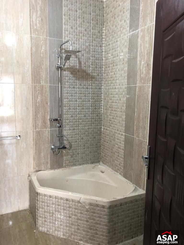 Semi Furnished Apartment for Rent in Eastown