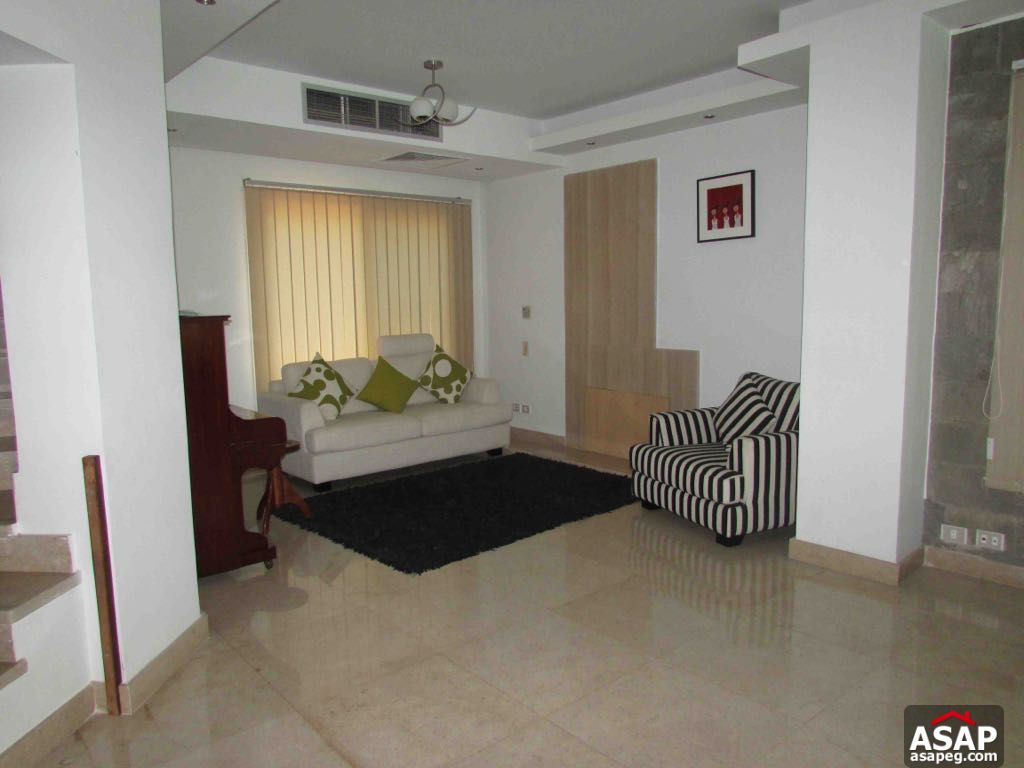 Stand Alone with Pool for Rent in Lake View Stand Alone with Pool for Rent in Lake View