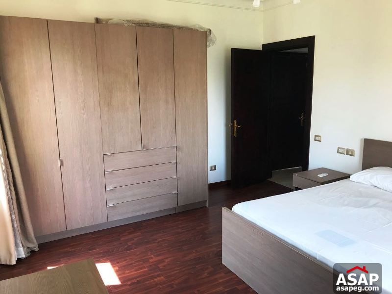 Studio for Rent in the Village