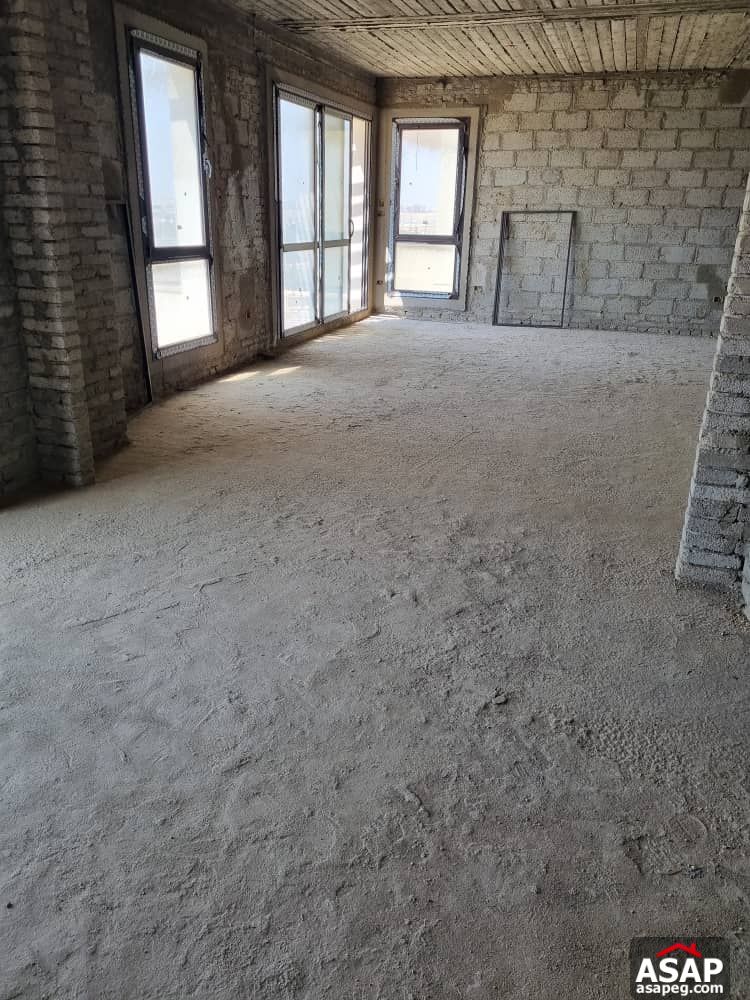 Triplex for Sale in Eastown Compound