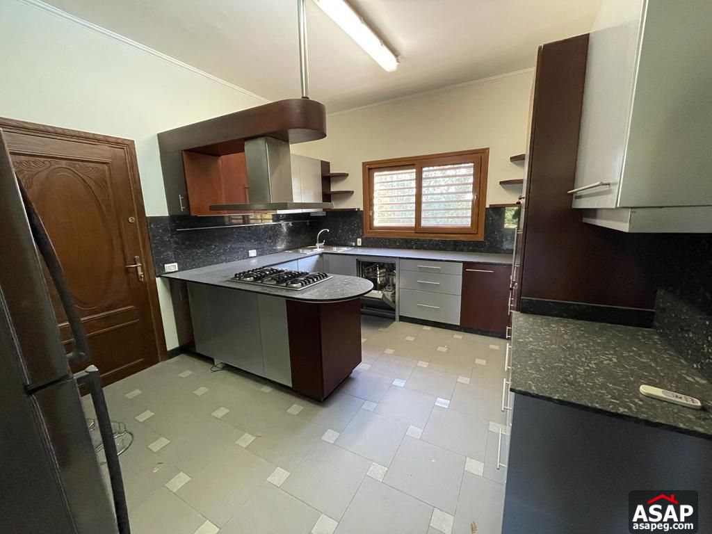 Stand Alone with Swimming Pool for Rent in Katameya Heights