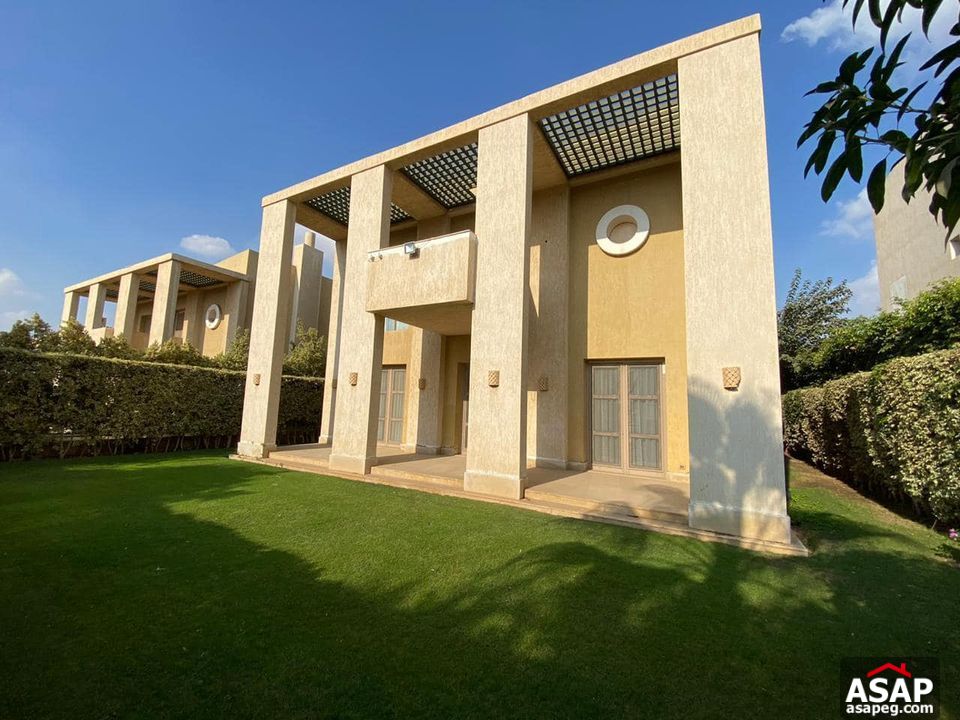 Stand Alone with Big Garden for Rent in Allegria