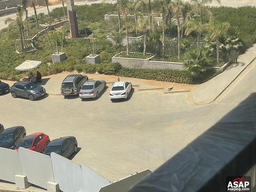 Penthouse for Sale in Trio Gardens Penthouse for Sale in Trio Gardens