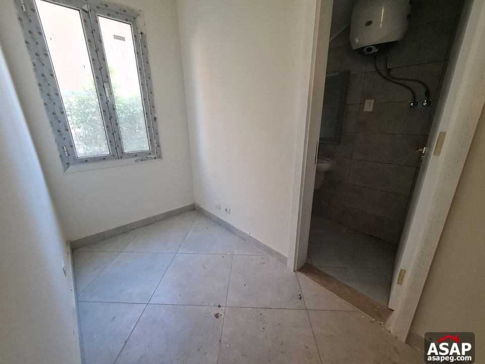 Stand Alone for Rent in Hyde Park