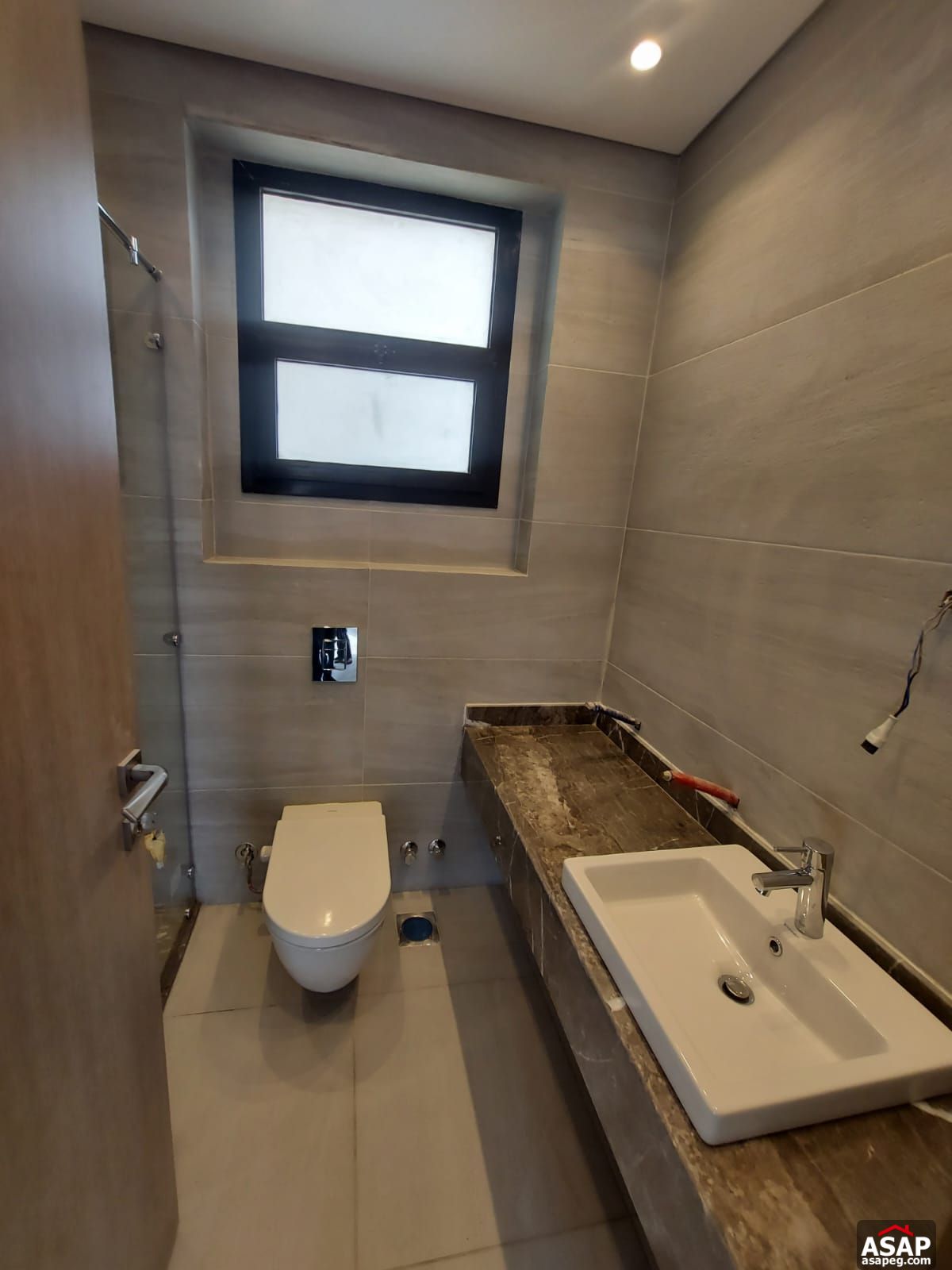 Triplex with Roof for Rent in Eastown Sodic Triplex with Roof for Rent in Eastown Sodic