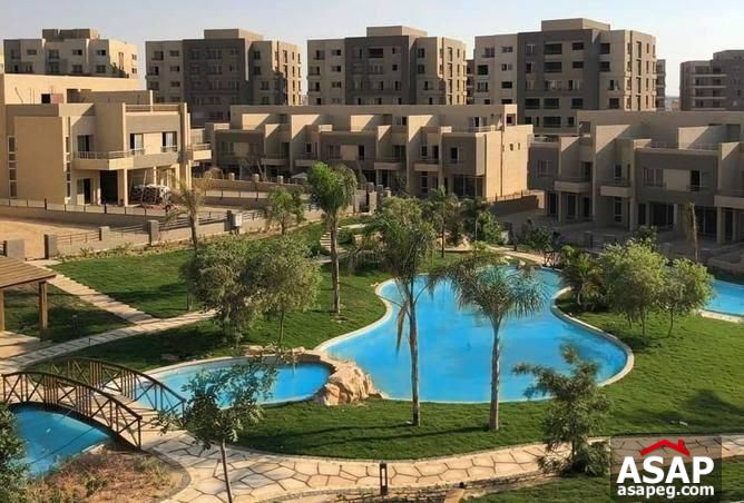 Ground Floor for Sale in the Square Ground Floor for Sale in the Square