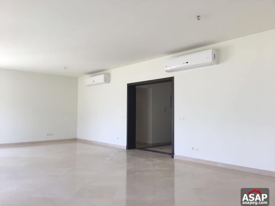 Duplex for Rent in Uptown Cairo