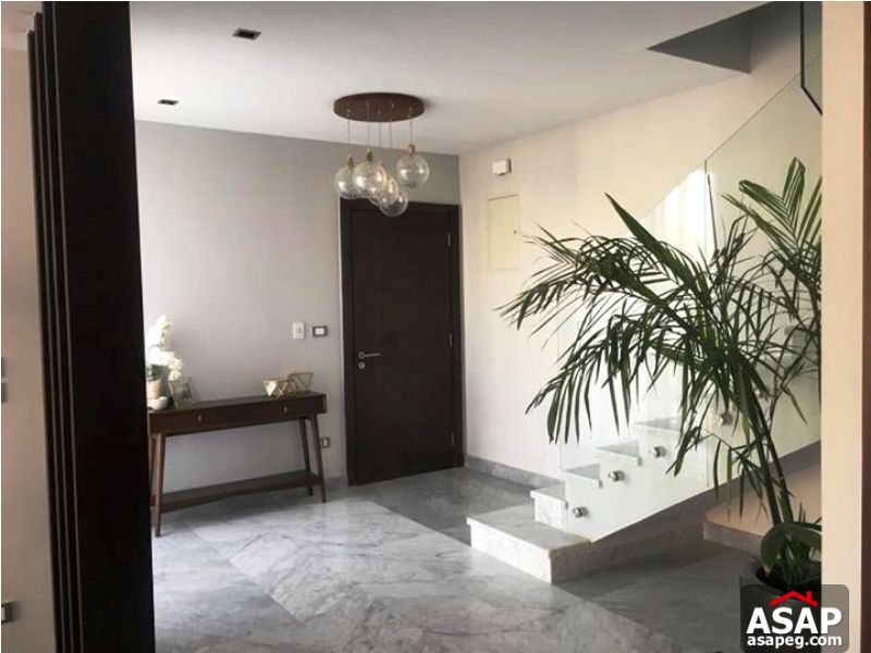 Ultra Modern Duplex for Rent in Beverly Hills Ultra Modern Duplex for Rent in Beverly Hills