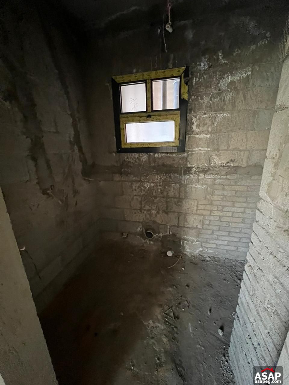 Ground Floor for Sale in Azad Compound Ground Floor for Sale in Azad Compound