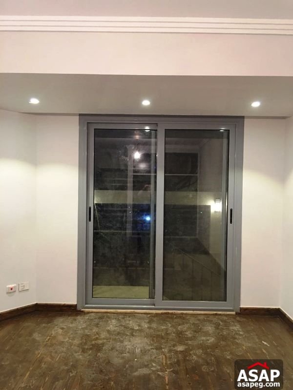 Roof for Rent in West Arabella Roof for Rent in West Arabella