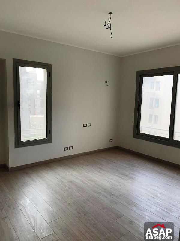 Studio for Sale in Village Gate Palm Hills Studio for Sale in Village Gate Palm Hills