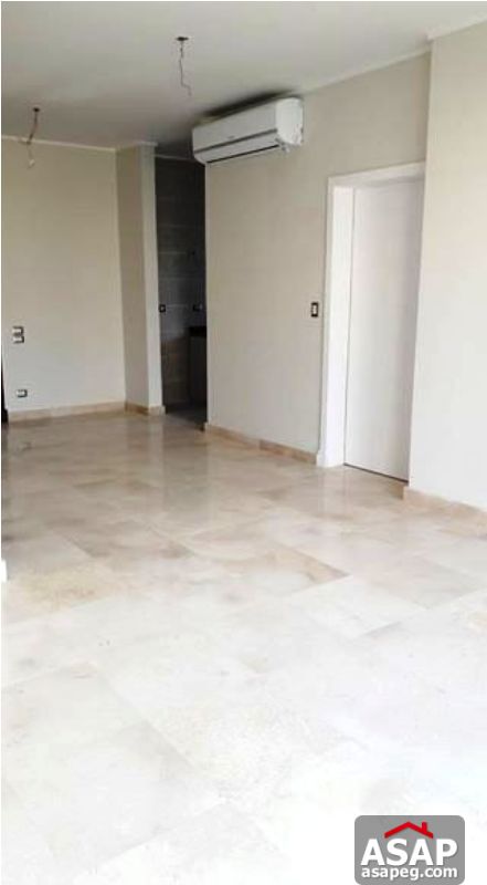 Studio with Private Garden in Village Gate Studio with Private Garden in Village Gate