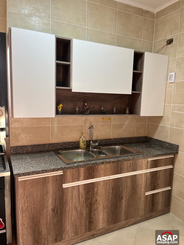 Town House for Rent in Hyde Park Town House for Rent in Hyde Park