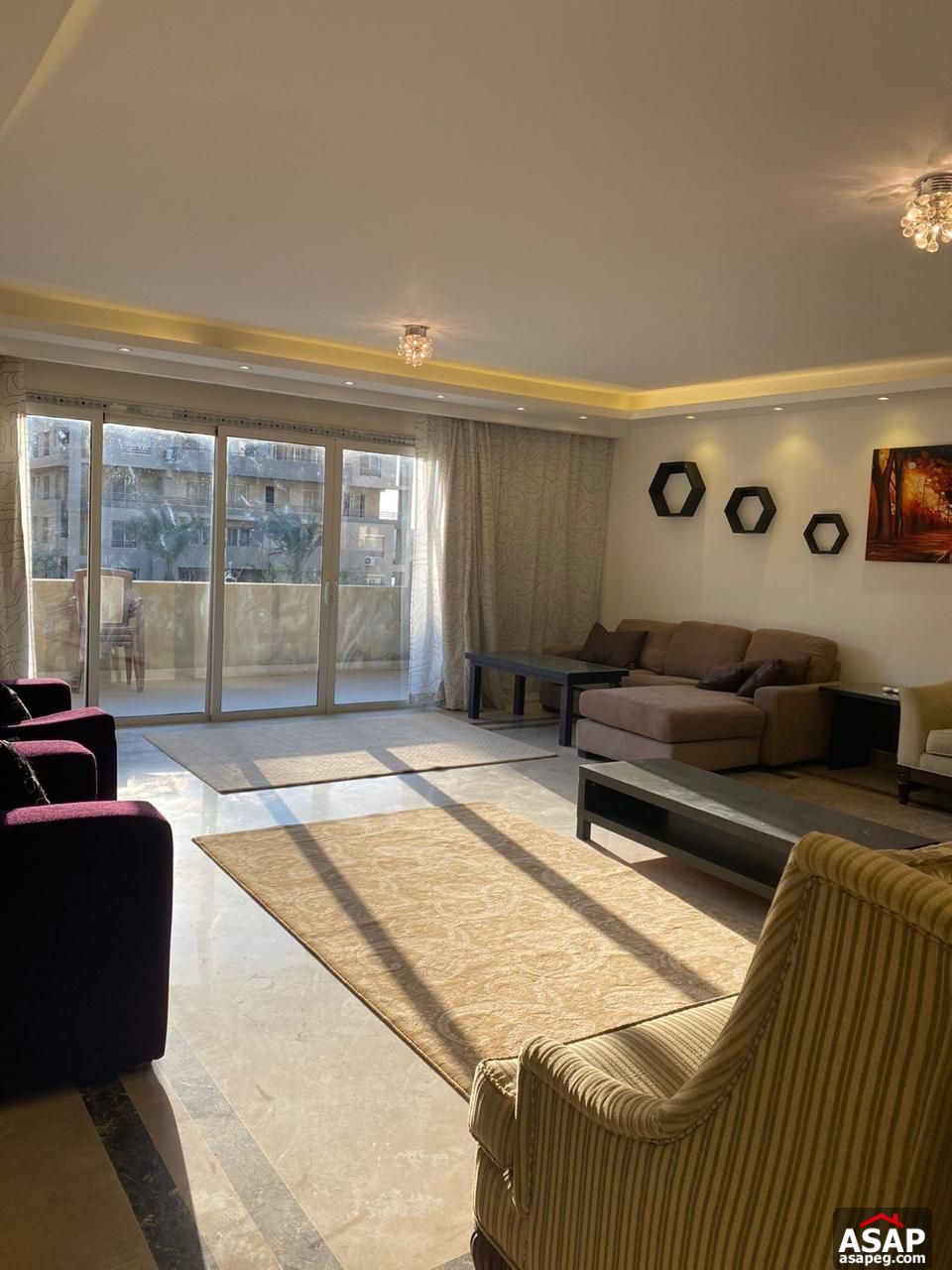 Apartment for Rent in the Square Apartment for Rent in the Square