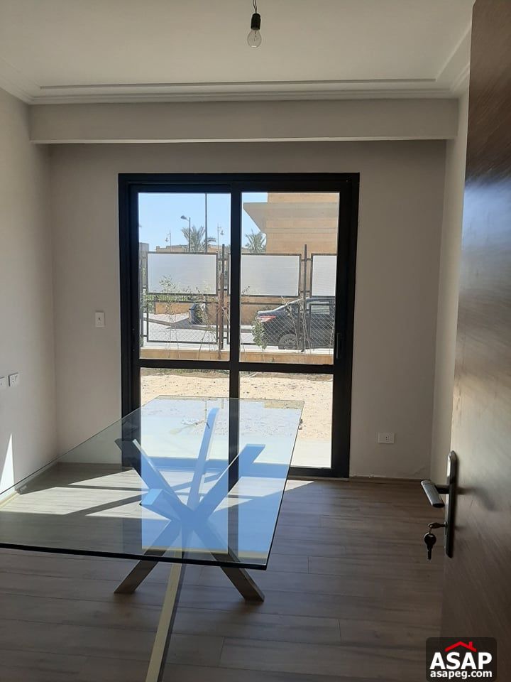 Ground floor Apartment with garden for rent in New Cairo compounds - Eastown