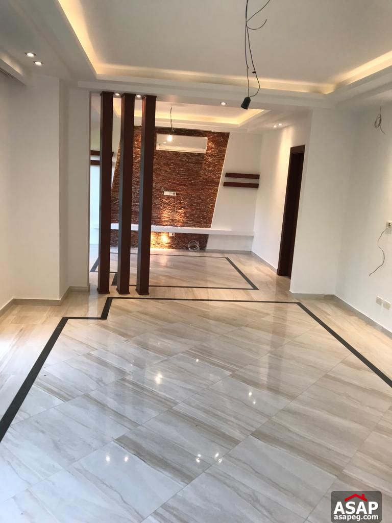 Duplex with Garden for Rent in Eastown Sodic