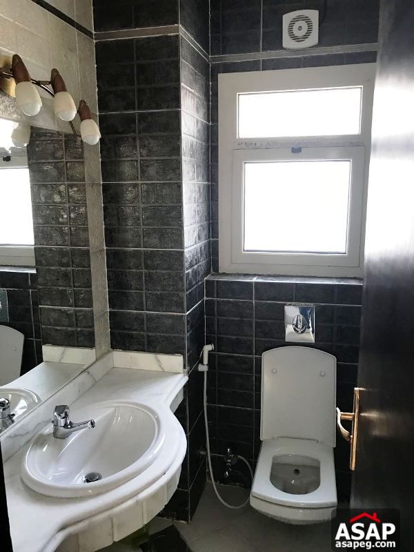 Studio for Rent in the Village