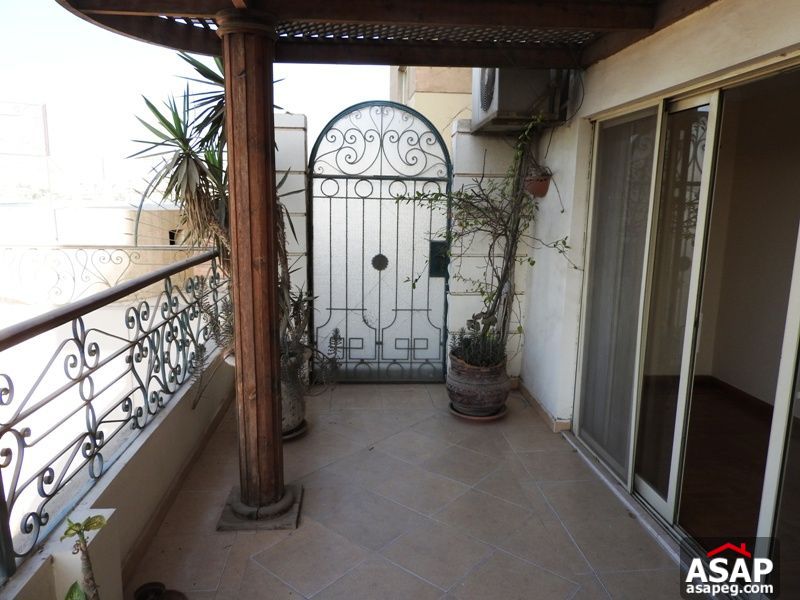 Furnished Apartment with Big Terrace in Maadi