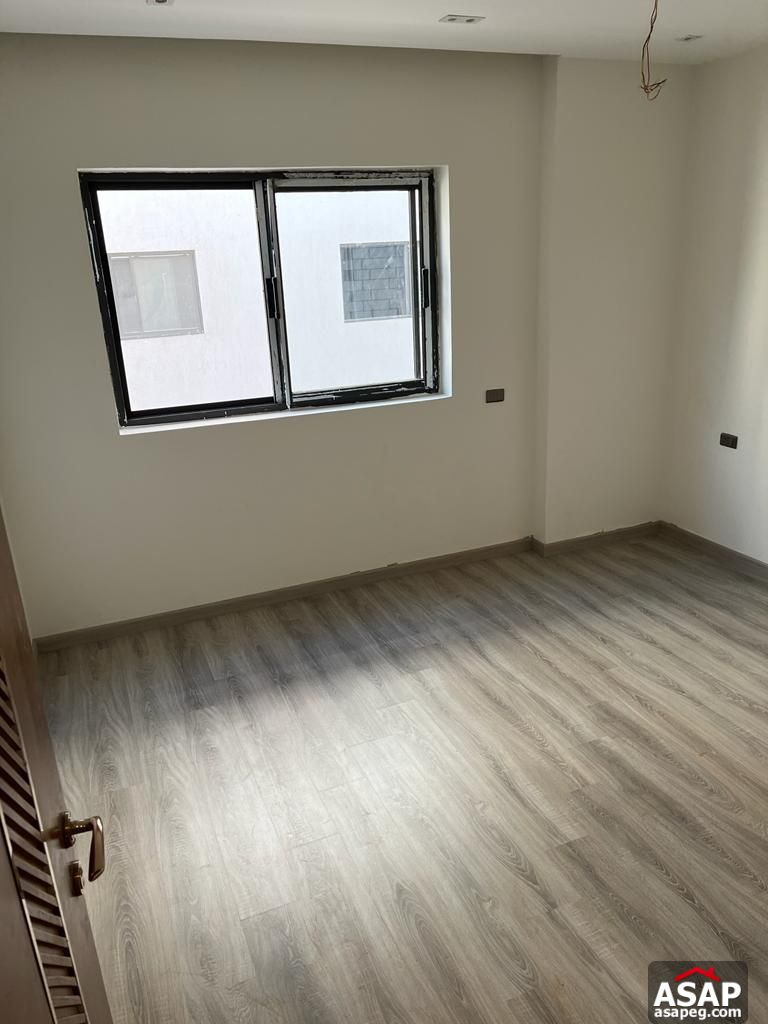 Apartment with Lake View for Rent in New Cairo Apartment with Lake View for Rent in New Cairo