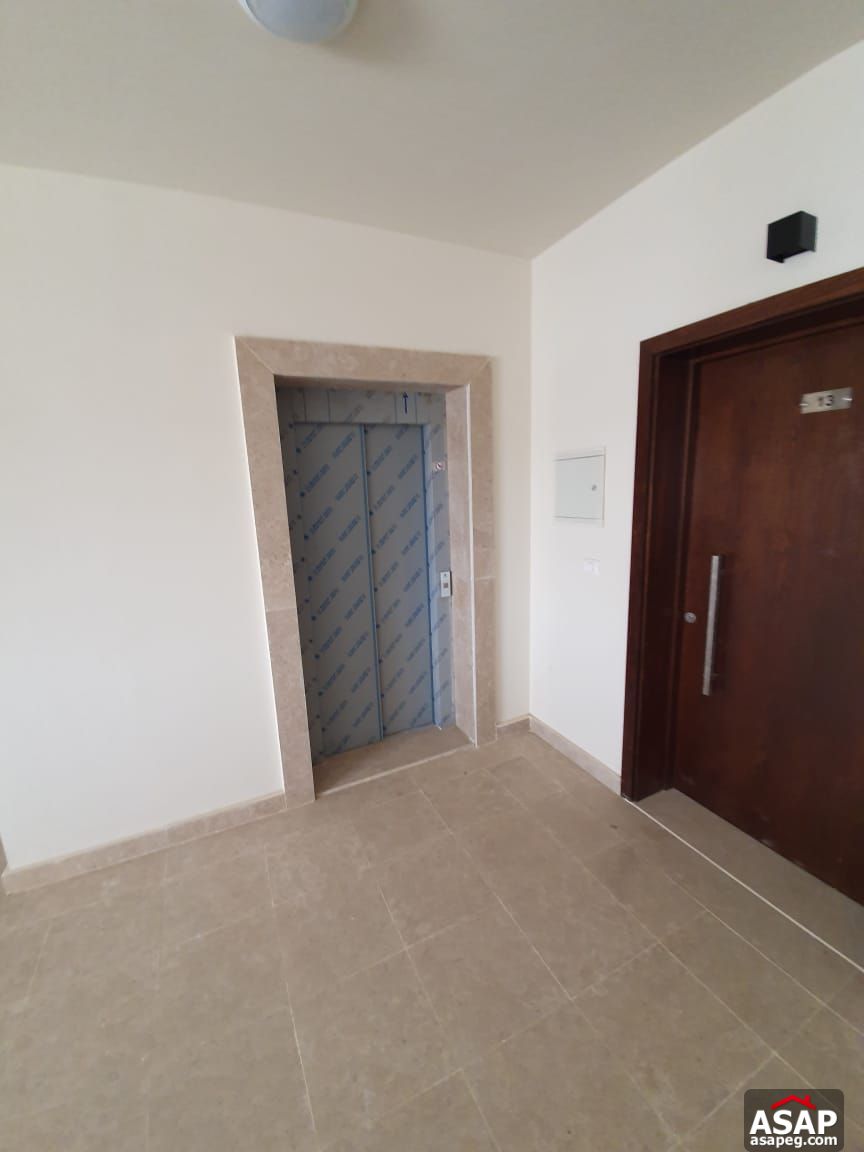 Apartment for Sale in October Plaza Apartment for Sale in October Plaza