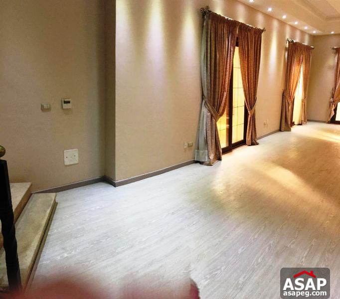 Duplex with Pool for Rent in West Golf Duplex with Pool for Rent in West Golf