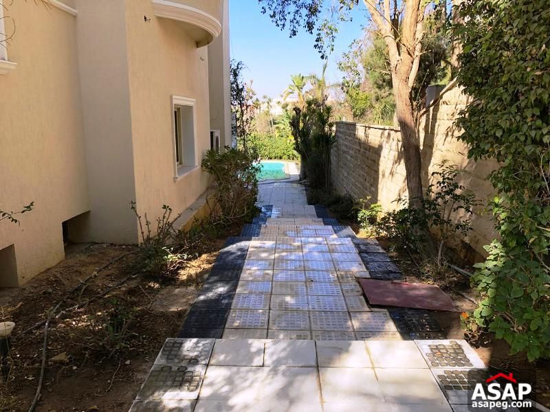 Stand Alone with Swimming Pool in Arabella Stand Alone with Swimming Pool in Arabella