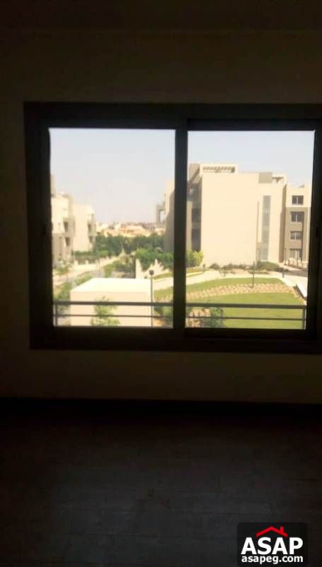 Studio for Rent in Village Gate Studio for Rent in Village Gate