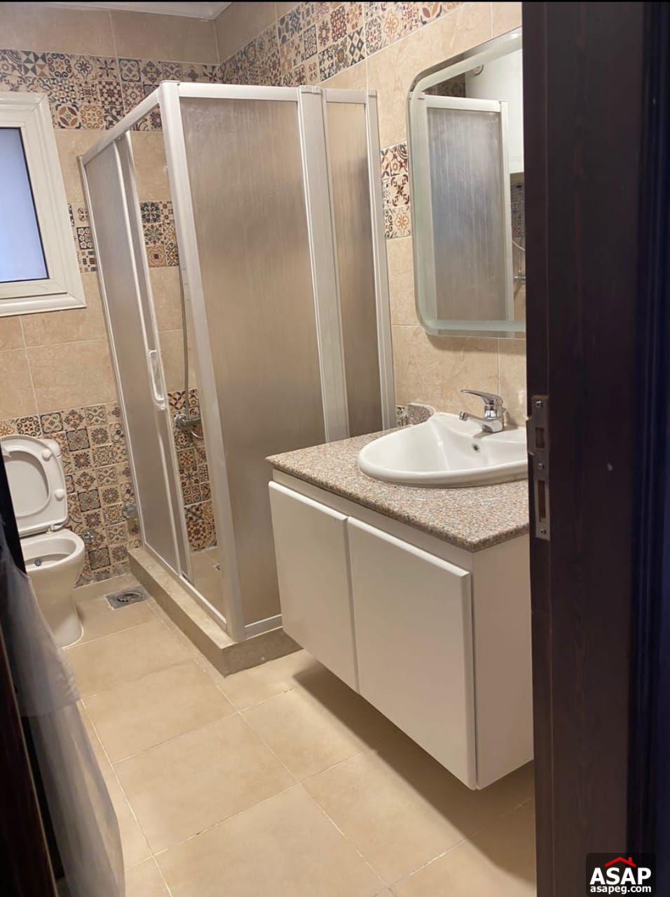 Furnished Flat for Rent in the Square Furnished Flat for Rent in the Square