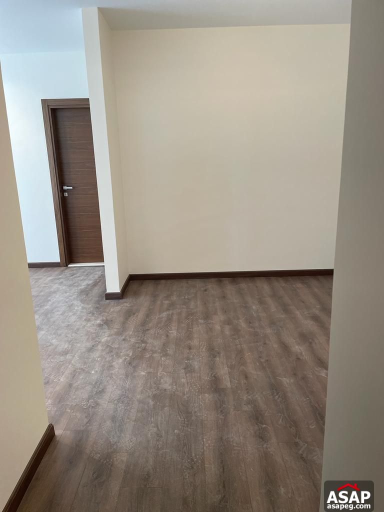 Apartment with Lake View for Rent in Lake View Residence