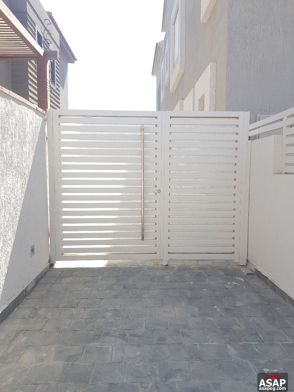 Furnished Basement for Rent in Lake View Furnished Basement for Rent in Lake View