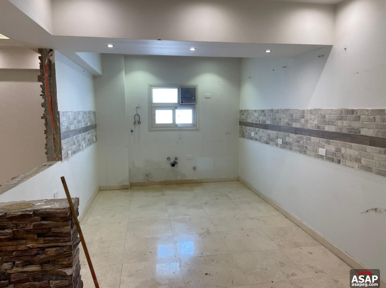 Finished Duplex for Sale in West Golf Finished Duplex for Sale in West Golf