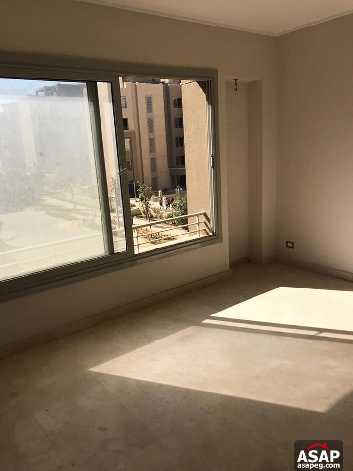 Studio for Rent in Village Gate Studio for Rent in Village Gate