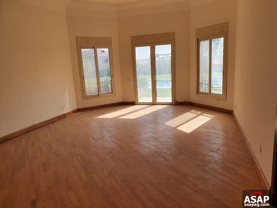 Villa with Swimming Pool for Rent in Karma Heights