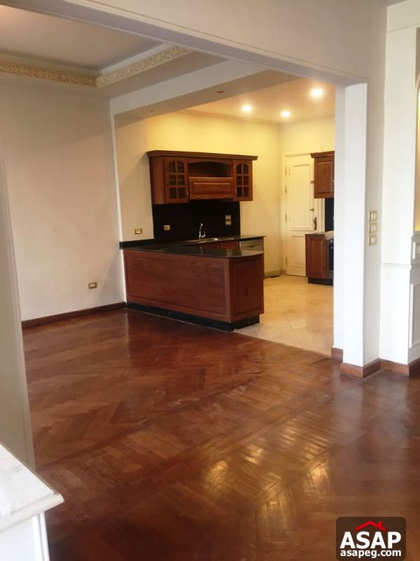 Apartment with Nile View in Zamalek