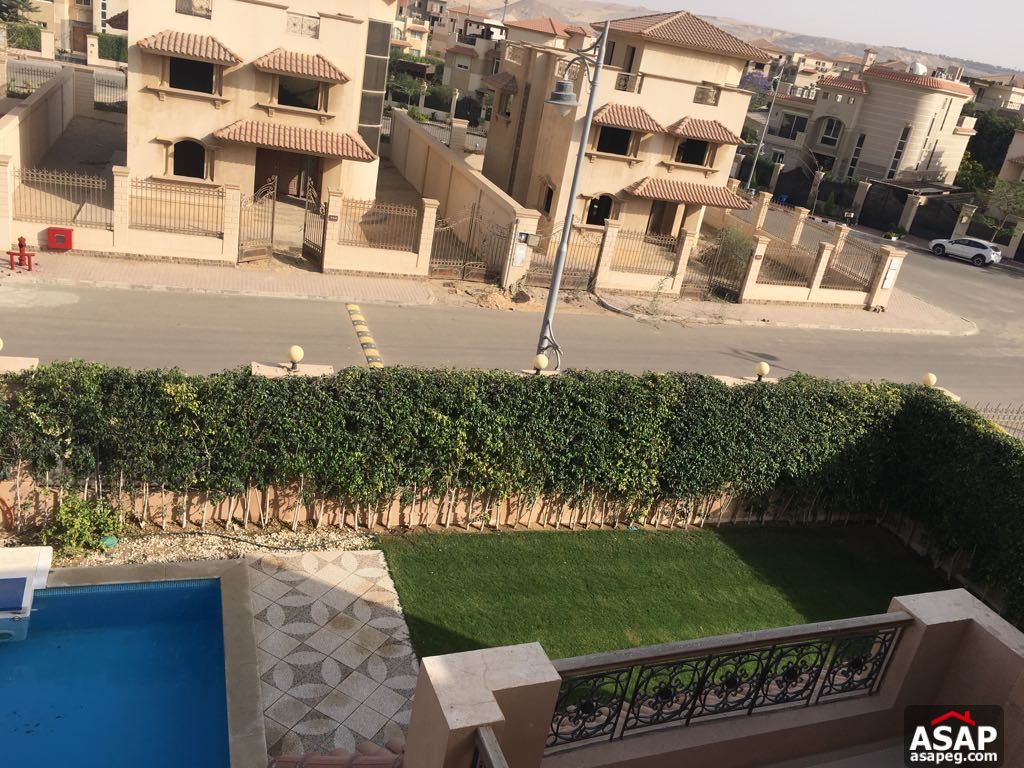 Villa with Pool for Rent in Royal City - Sheikh Zayed Villa with Pool for Rent in Royal City - Sheikh Zayed