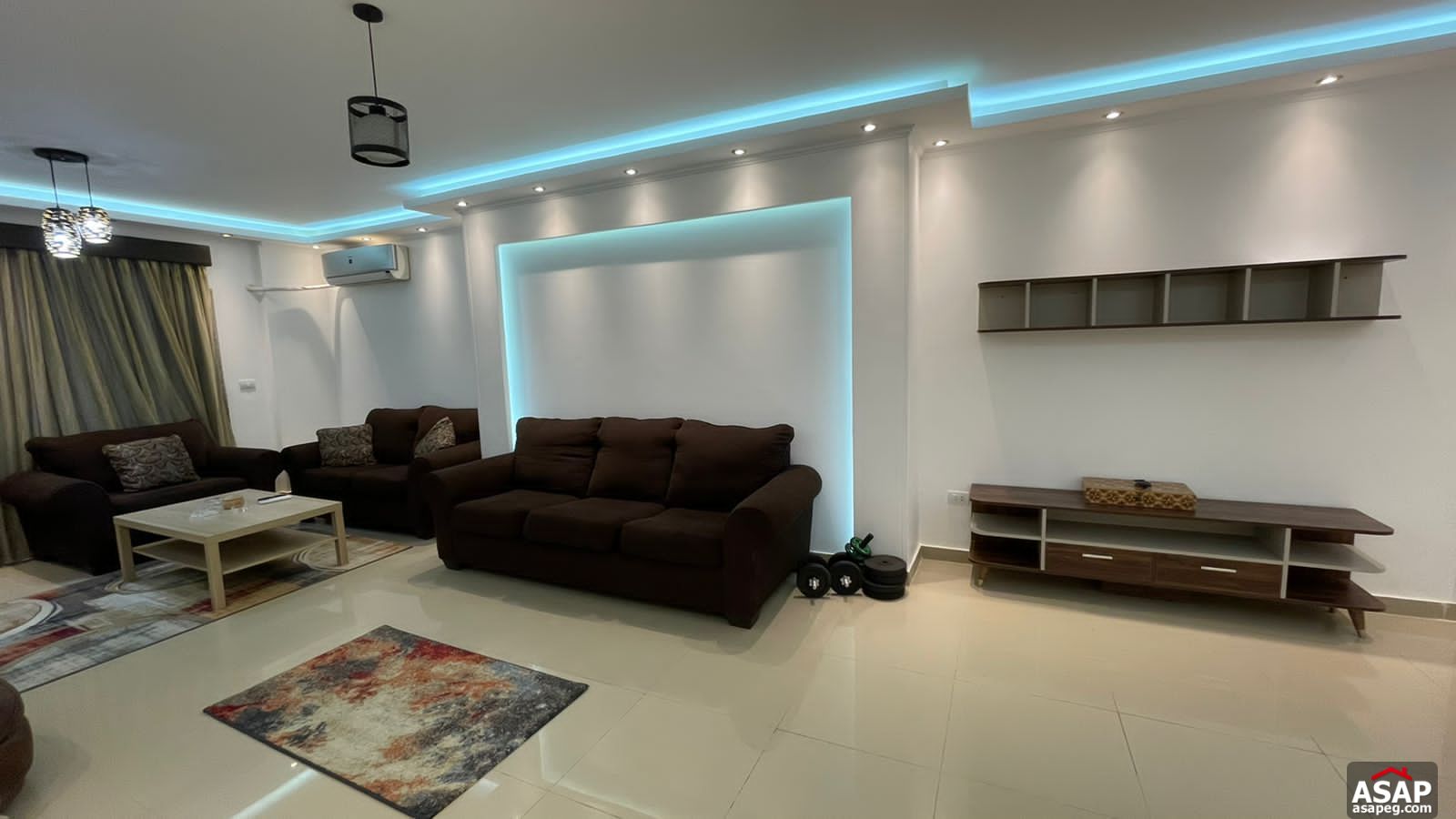 Fully Furnished Flat in Galleria Moon Valley