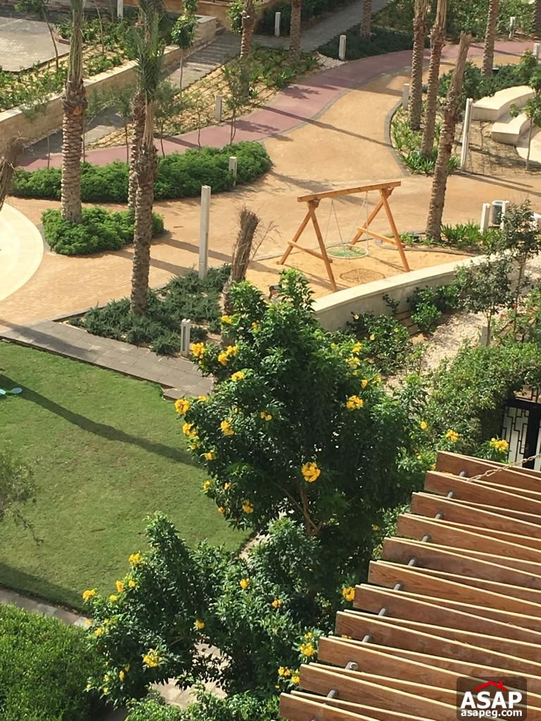 Duplex with Garden View in Eastown for Rent