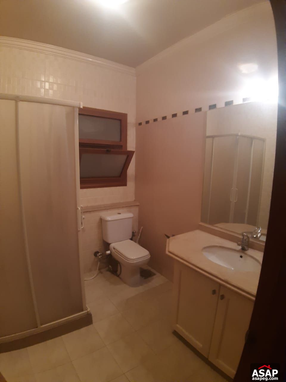 Apartment for Rent in West Golf Apartment for Rent in West Golf