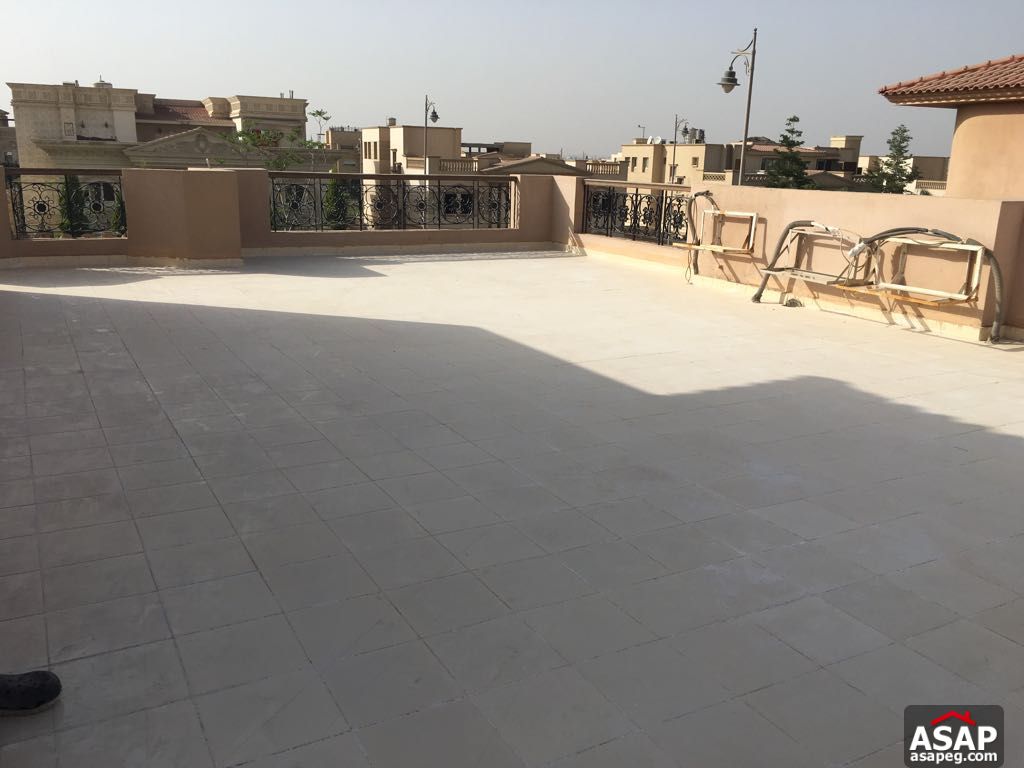 Villa with Pool for Rent in Royal City - Sheikh Zayed Villa with Pool for Rent in Royal City - Sheikh Zayed