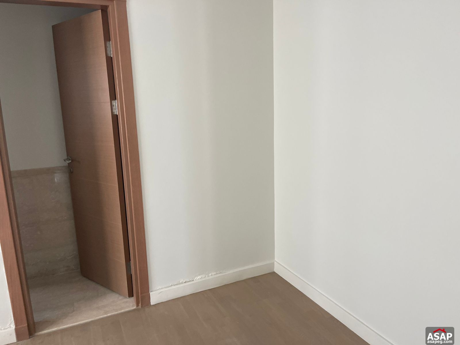 Finished Apartment with Pool View for Sale in Mivida Finished Apartment with Pool View for Sale in Mivida