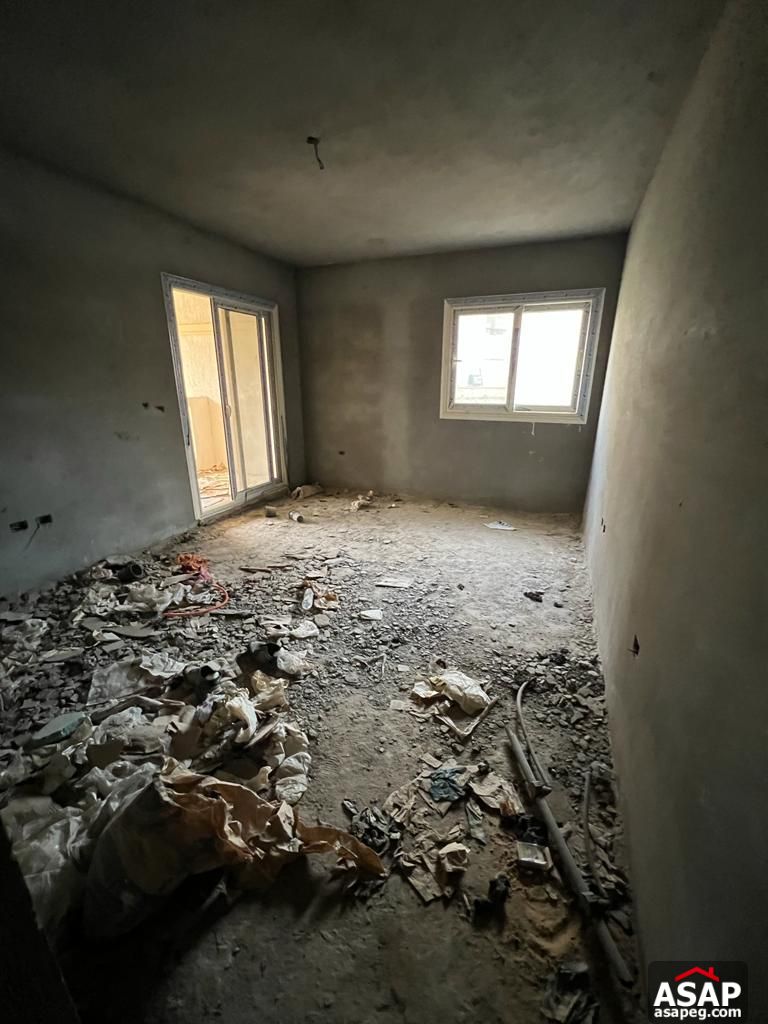 Ground Floor for Sale in Stone Residence Ground Floor for Sale in Stone Residence