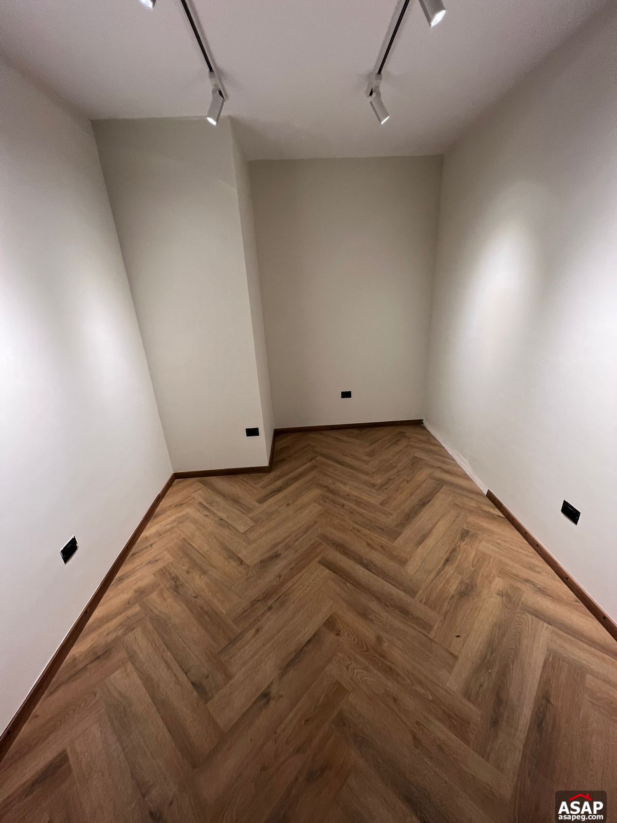 Semi Furnished Apartment for Rent in Silver Palm