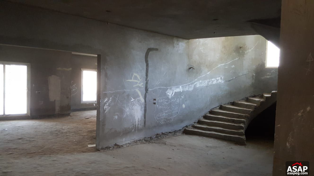 Villa for Sale in Flower Park Compound Villa for Sale in Flower Park Compound