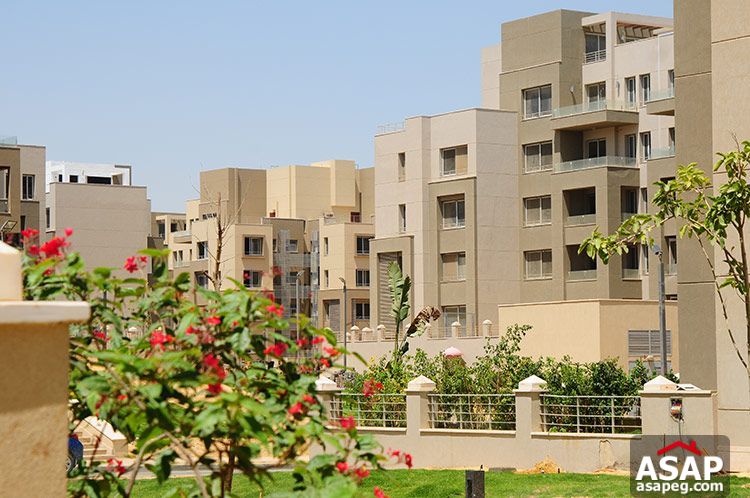 Duplex semi finished in village Gate Duplex semi finished in village Gate