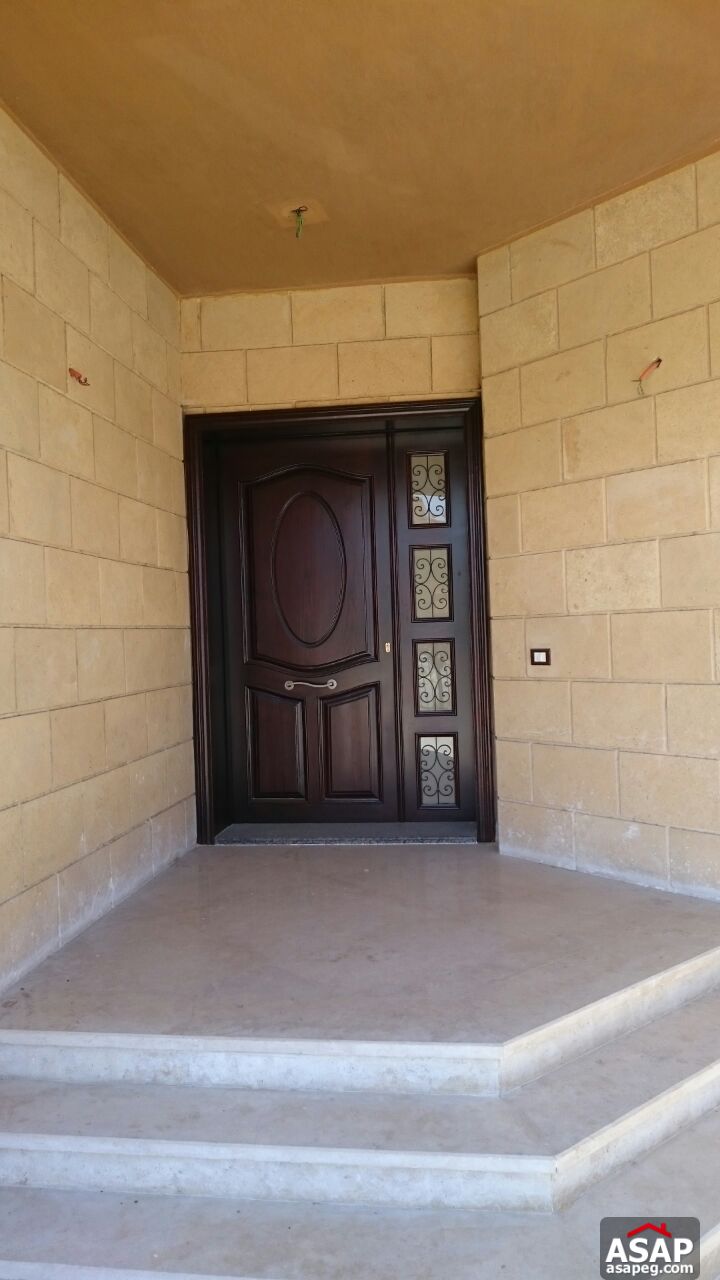 Twin House with Garden for Rent in Bellagio Twin House with Garden for Rent in Bellagio