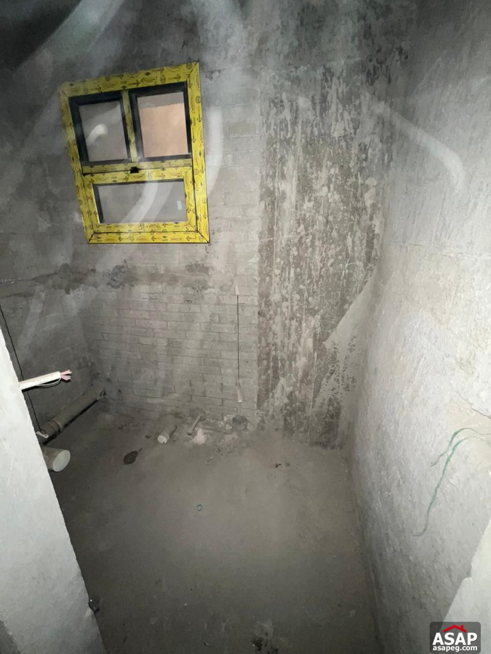 Ground Floor for Sale in Azad Compound Ground Floor for Sale in Azad Compound